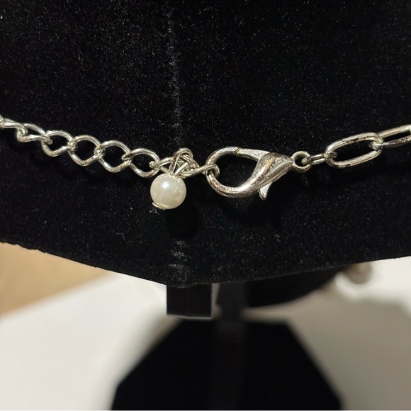Vintage Layered Faux Pearl Bib Style Necklace Women’s Silver Pearls Statement - Picture 5 of 15
